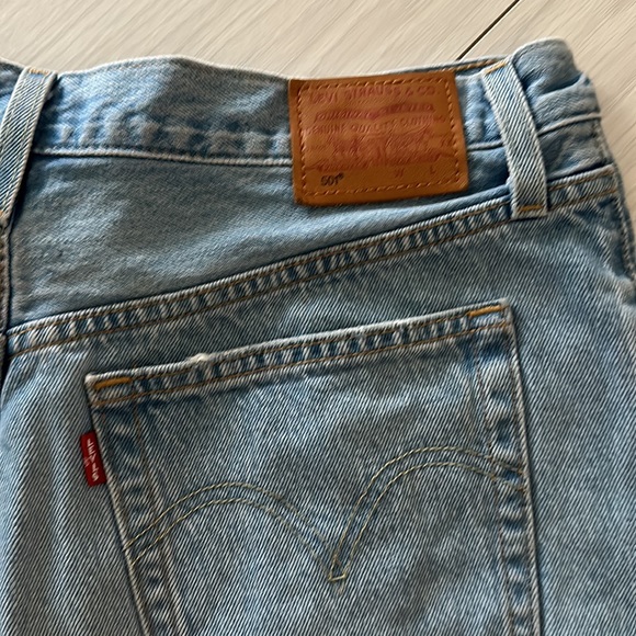 Levi’s denim shorts - Picture 2 of 5